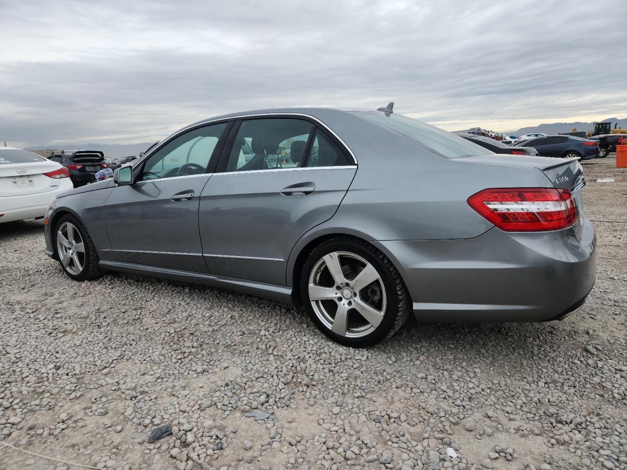 2011 MERCEDES-BENZ E-Class