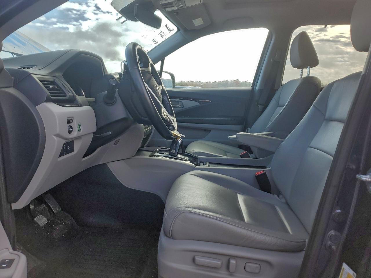 2019 HONDA PILOT
