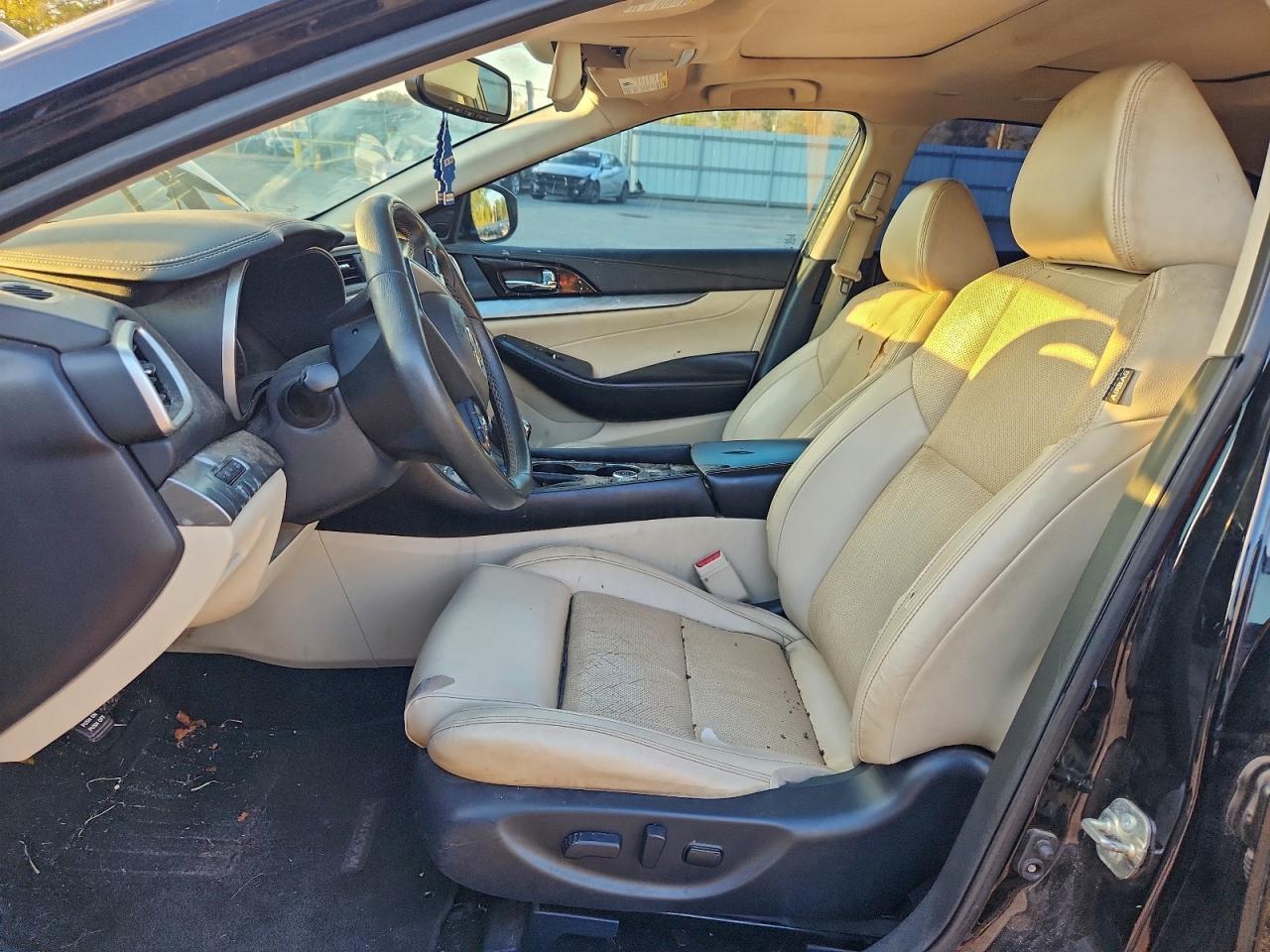 2017 NISSAN Maxima