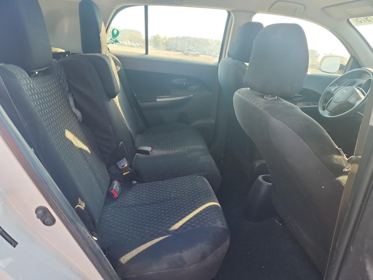 2011 TOYOTA SCION