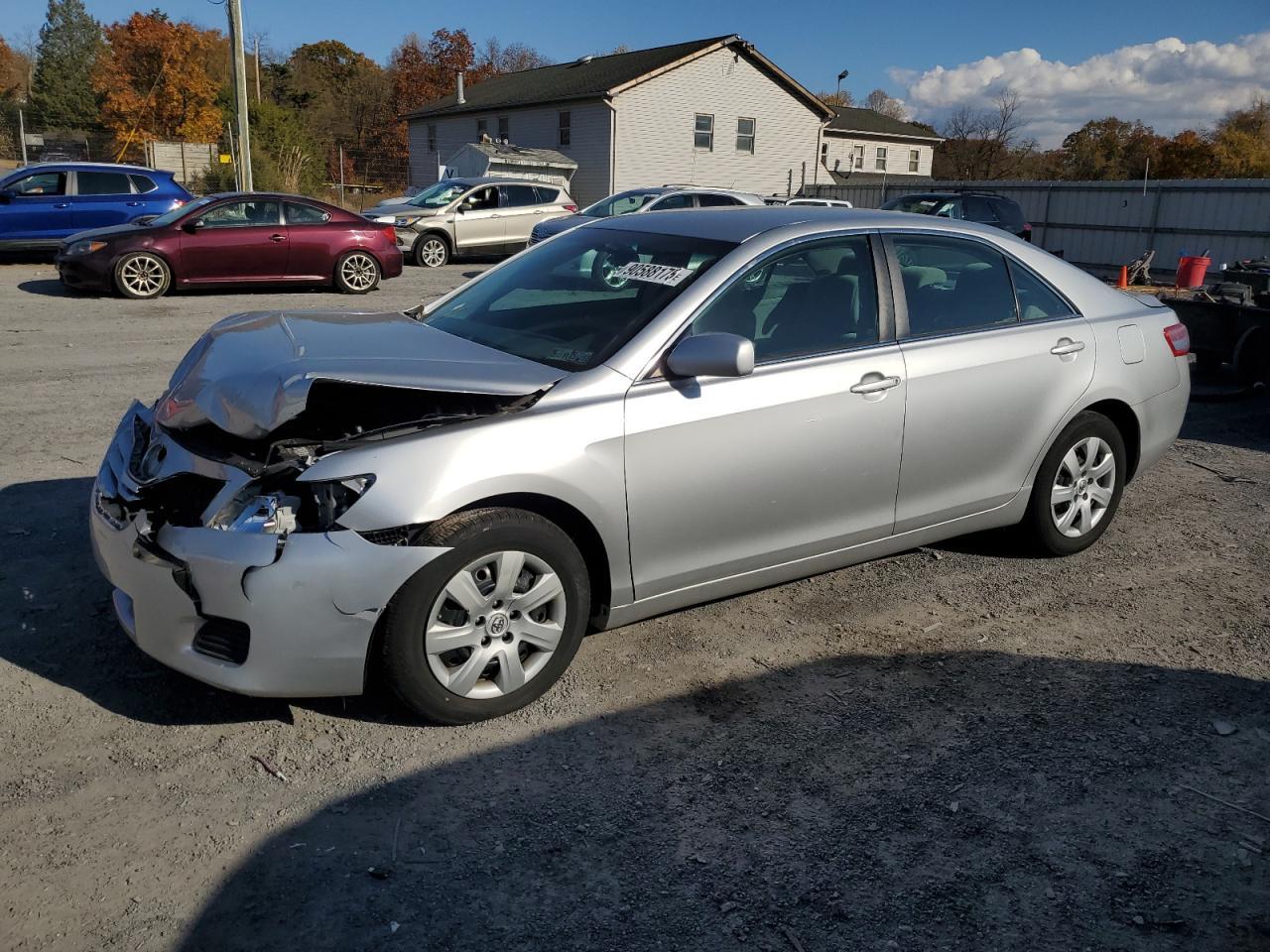 2011 TOYOTA CAMRY