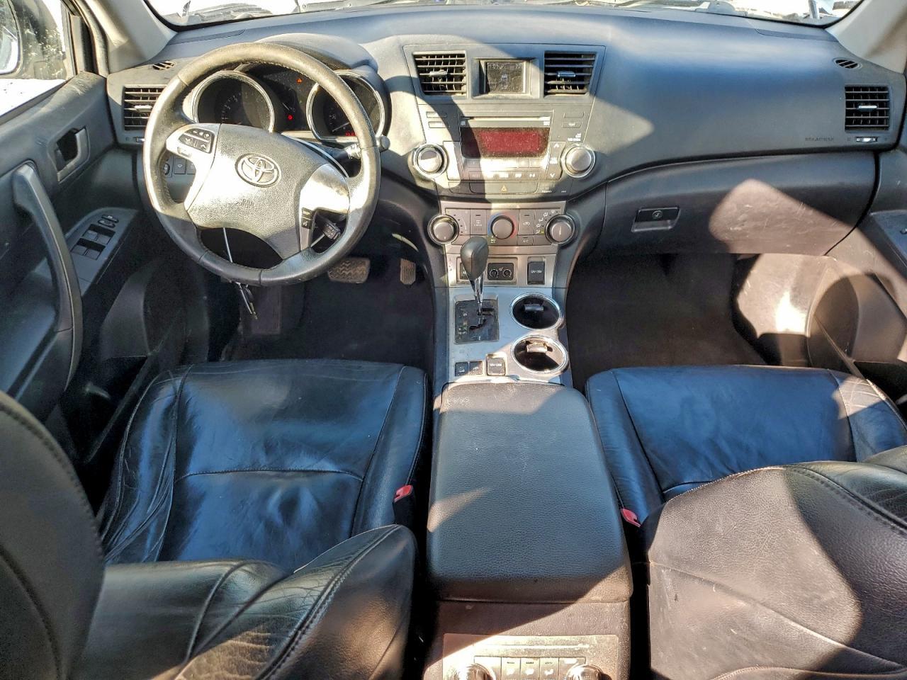 2012 TOYOTA HIGHLANDER