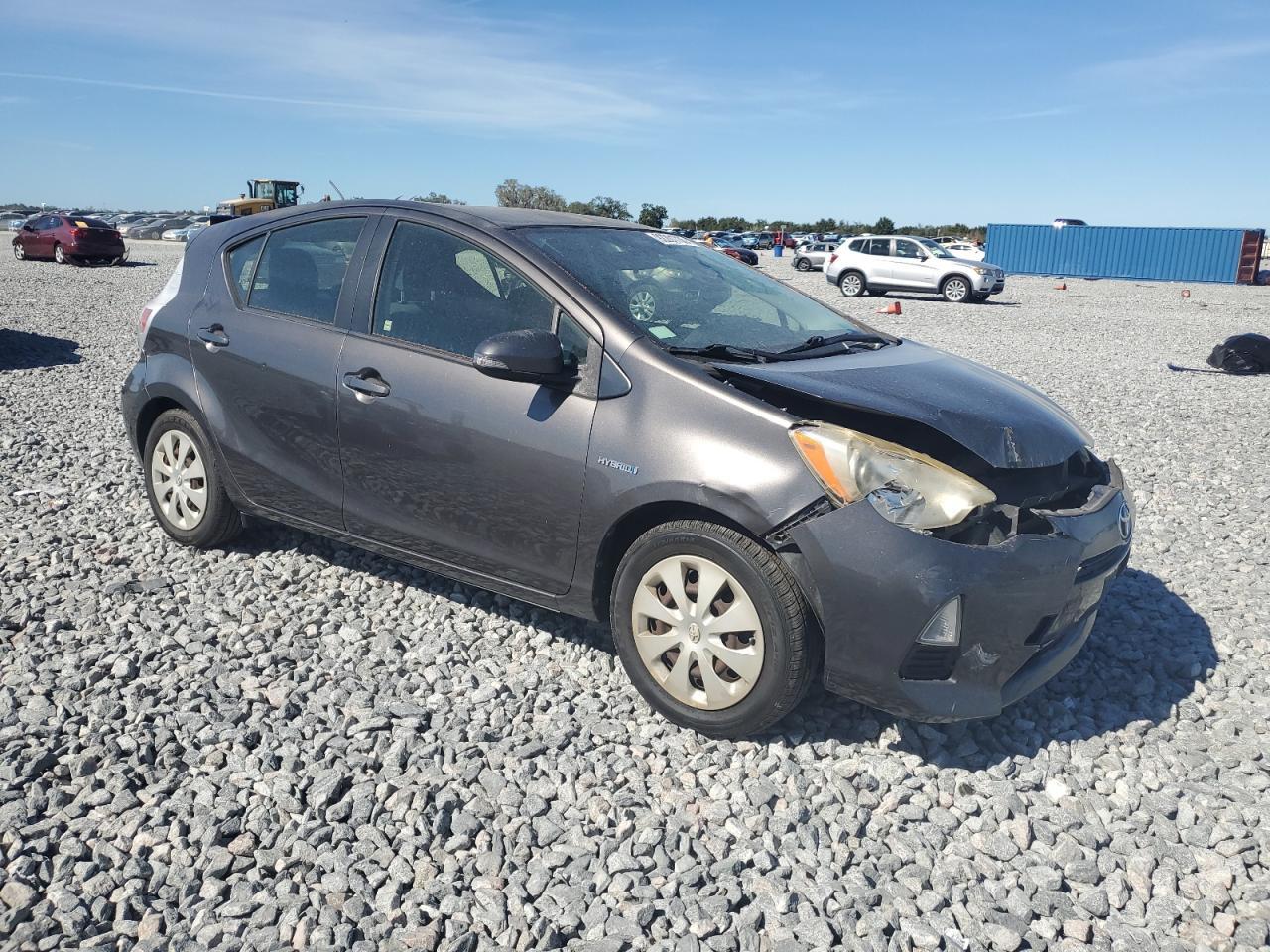 2013 TOYOTA Prius c