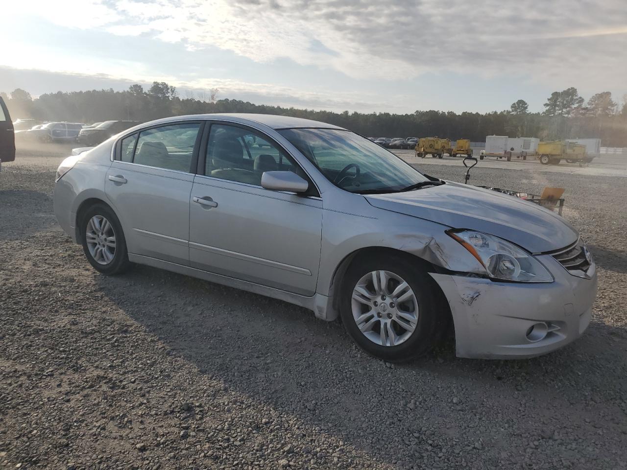 2012 NISSAN ALTIMA