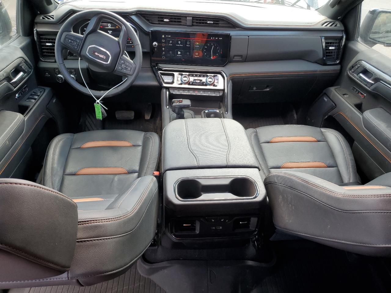 2025 GMC Sierra