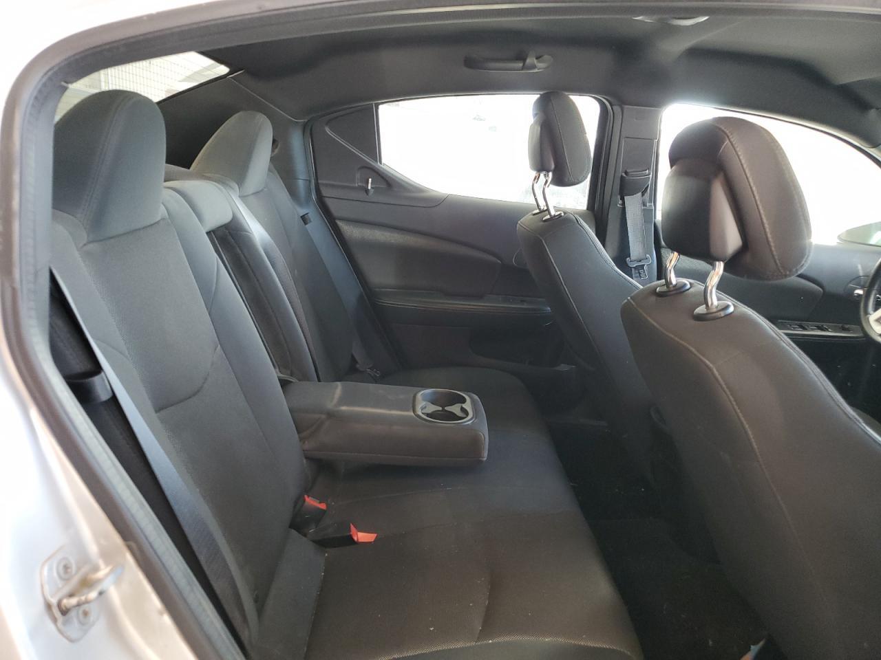 2011 DODGE Avenger