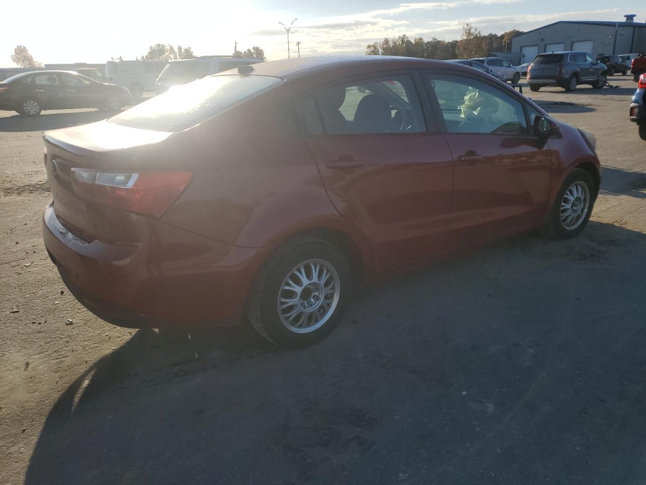 2013 KIA RIO