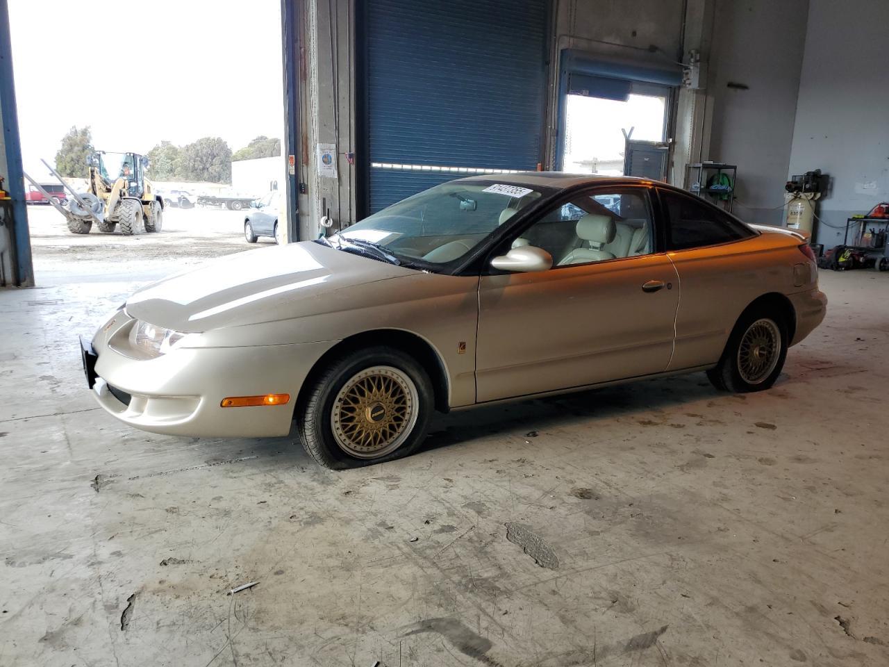 1997 SATURN Sc2