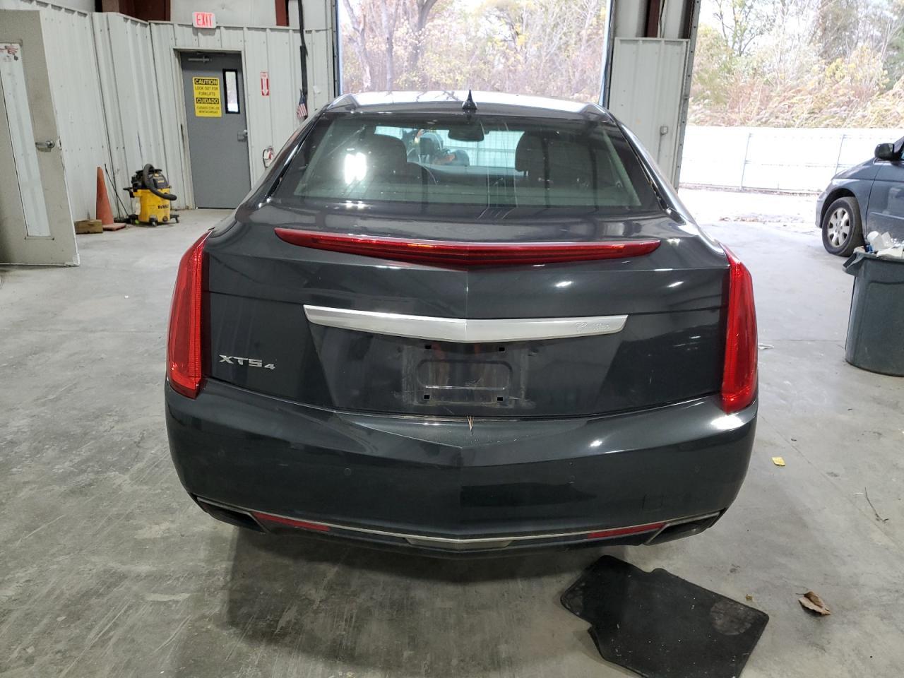 2013 CADILLAC XTS