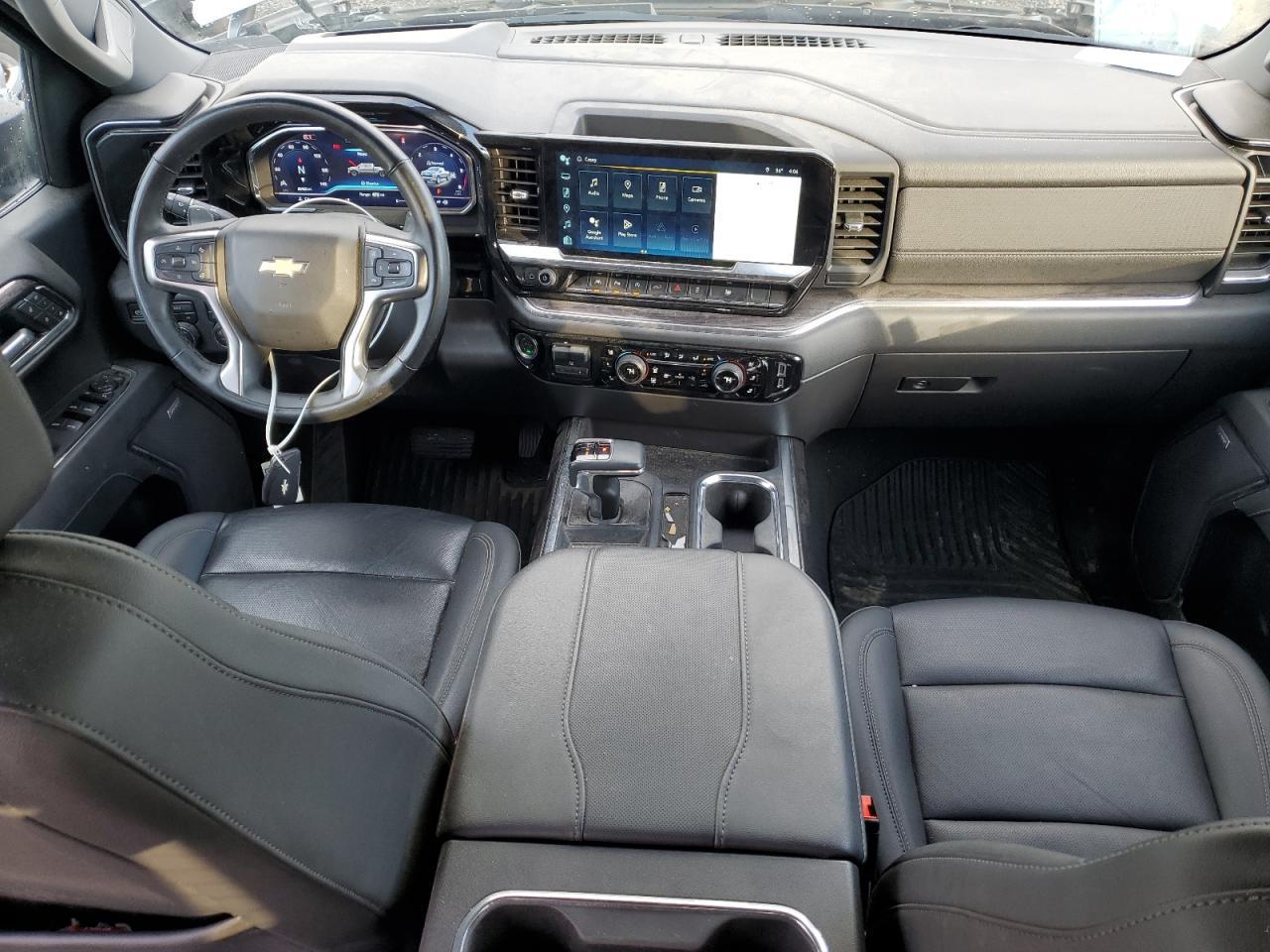 2025 CHEVROLET Silverado