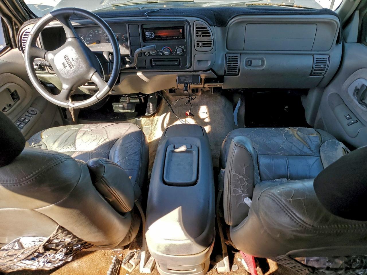 1999 GMC Suburban