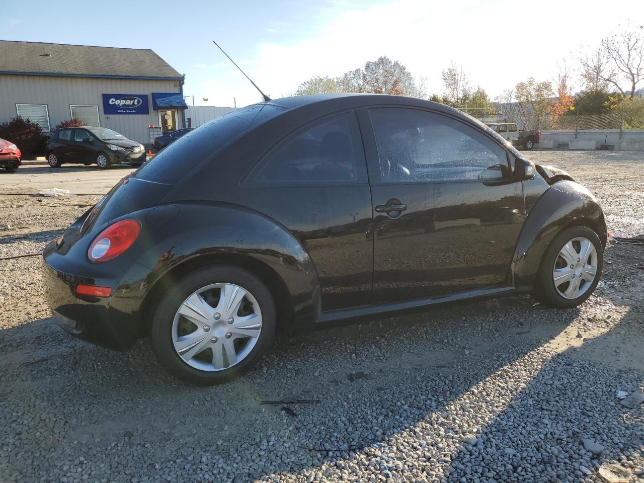 2010 VOLKSWAGEN Beetle