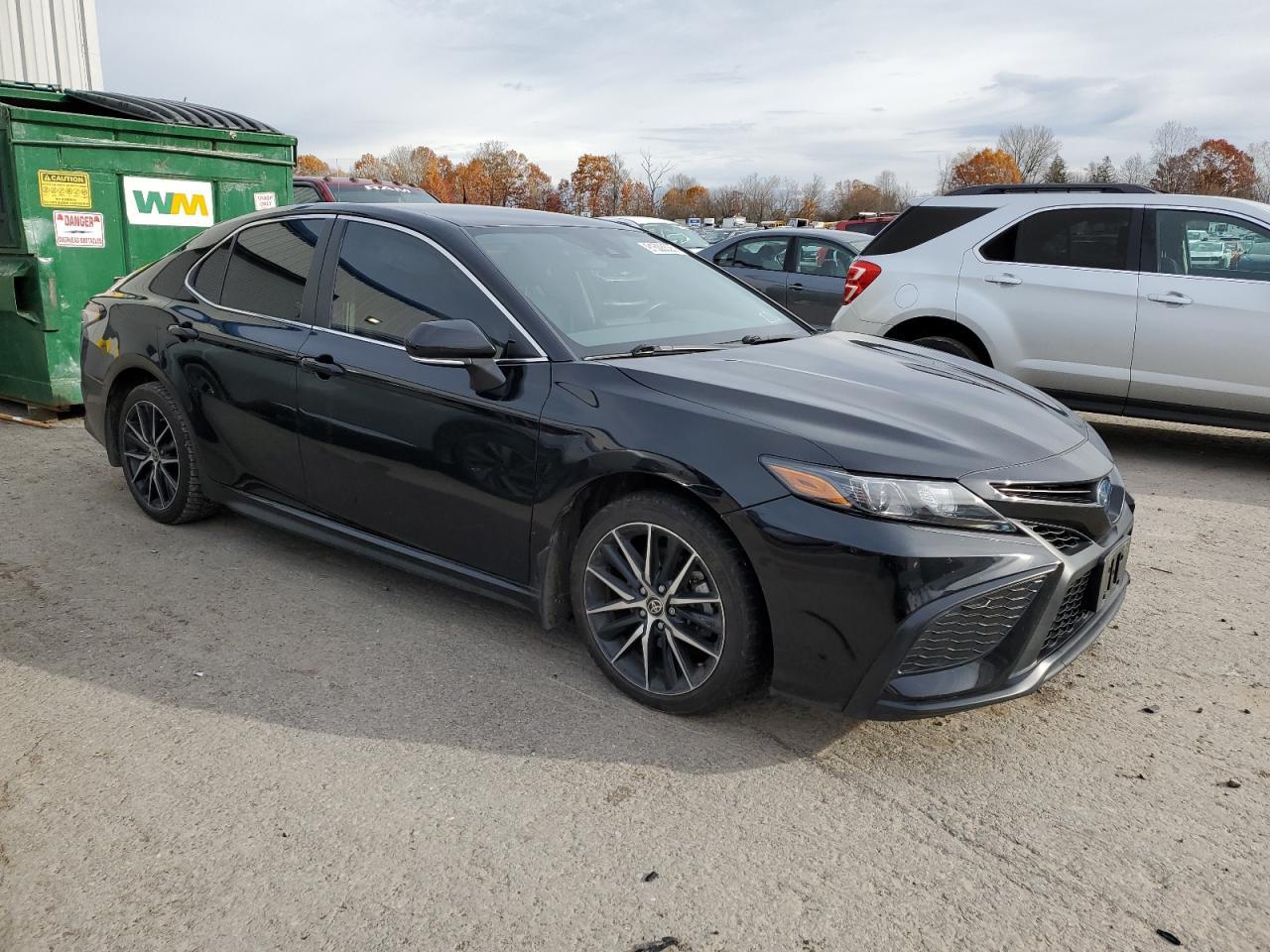 2024 TOYOTA CAMRY