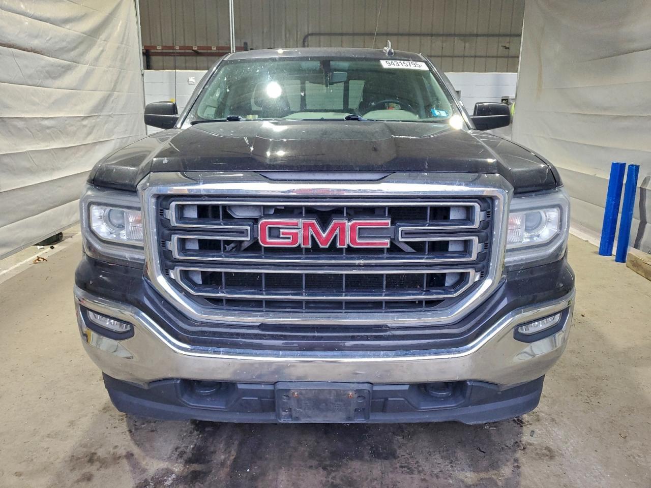 2016 GMC Sierra