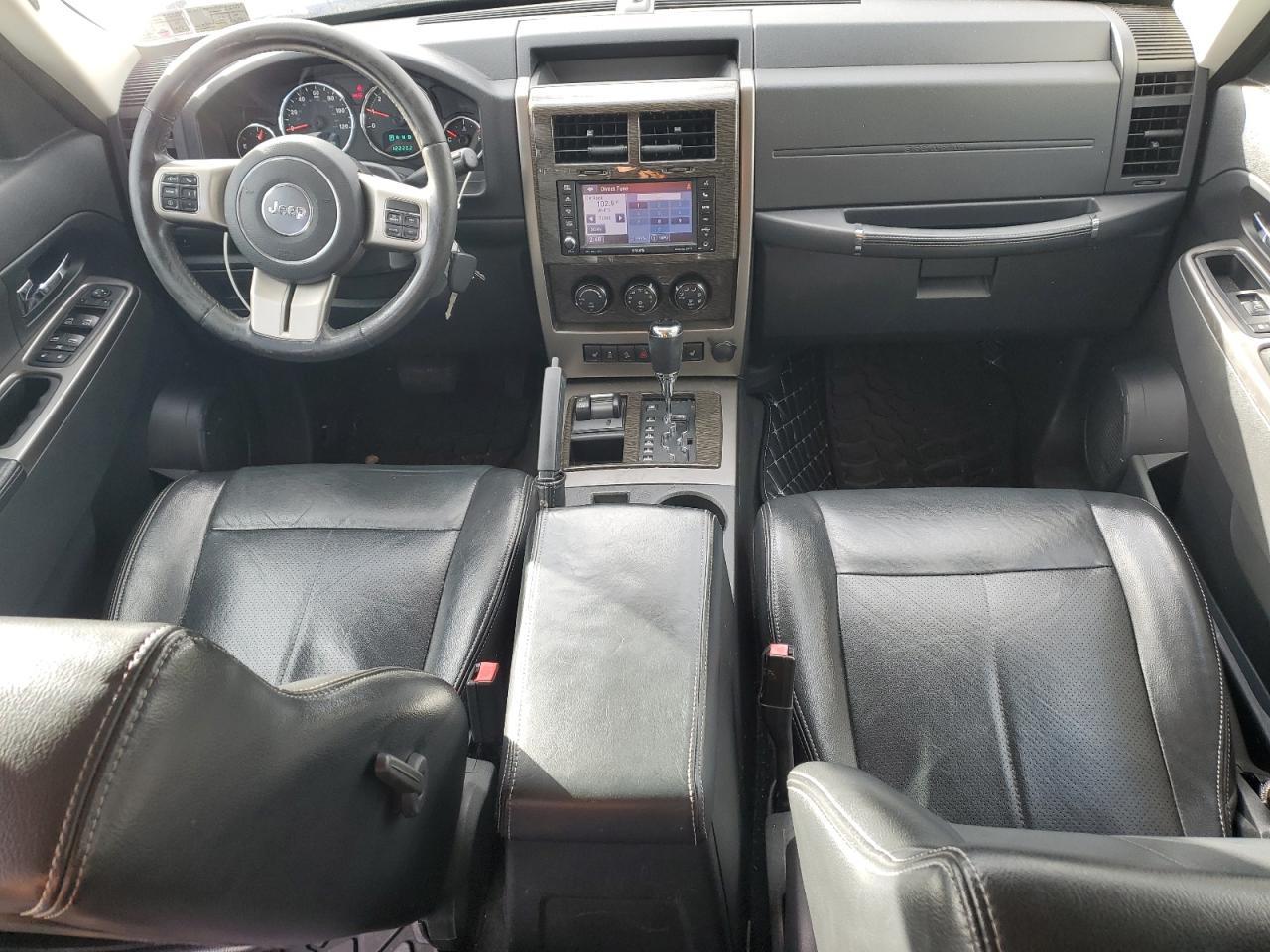 2012 JEEP Liberty