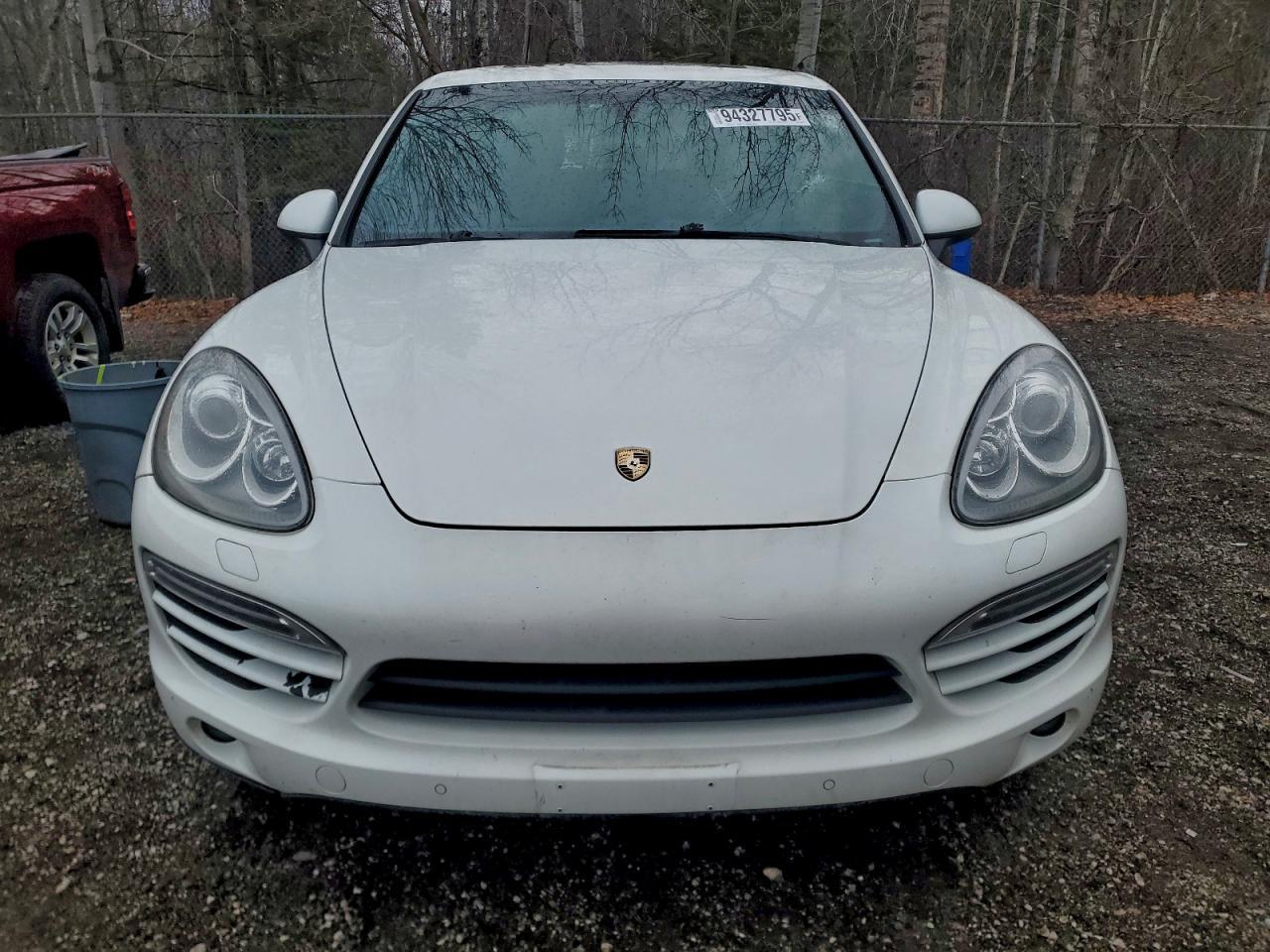 2014 PORSCHE CAYENNE
