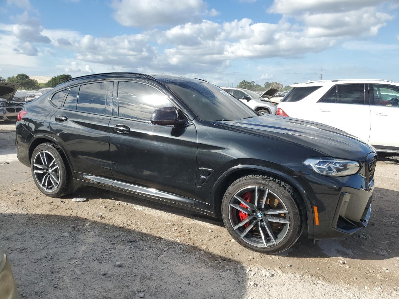 2022 BMW X4