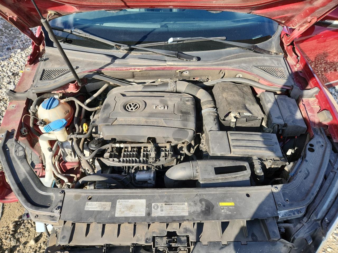 2017 VOLKSWAGEN Passat