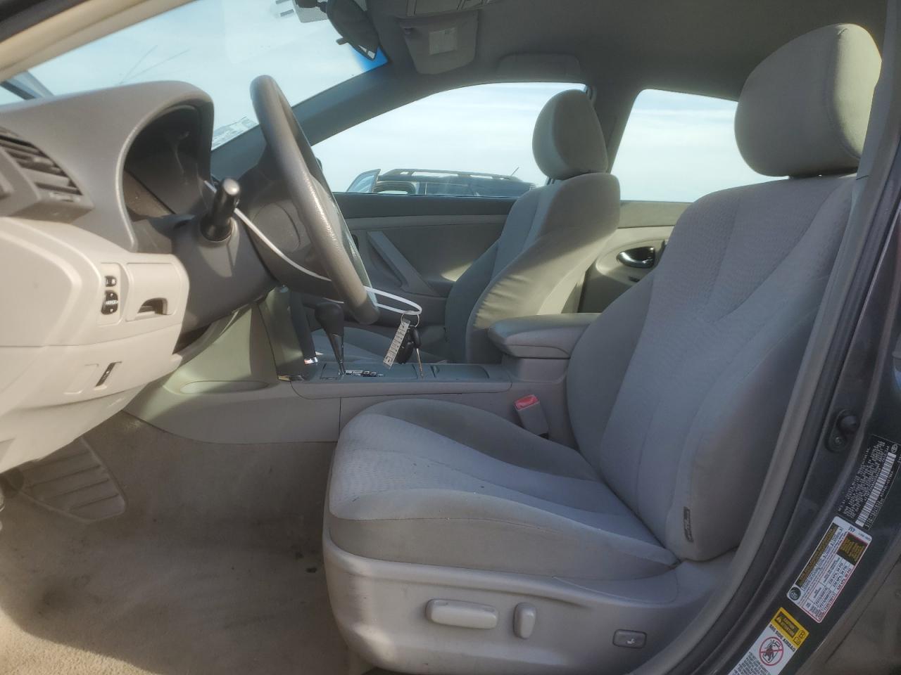 2010 TOYOTA CAMRY