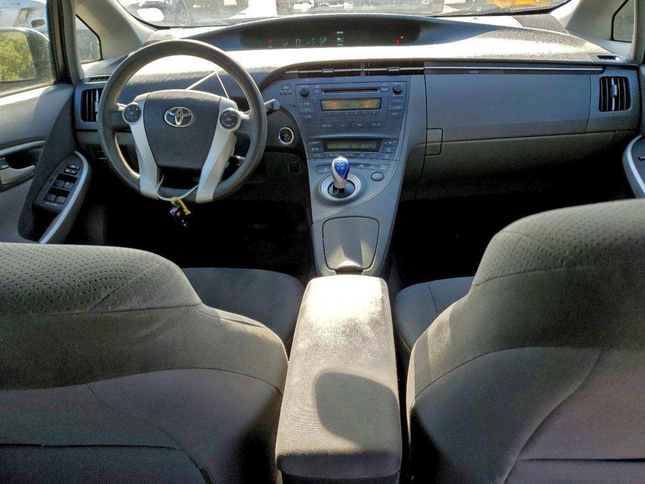 2010 TOYOTA PRIUS