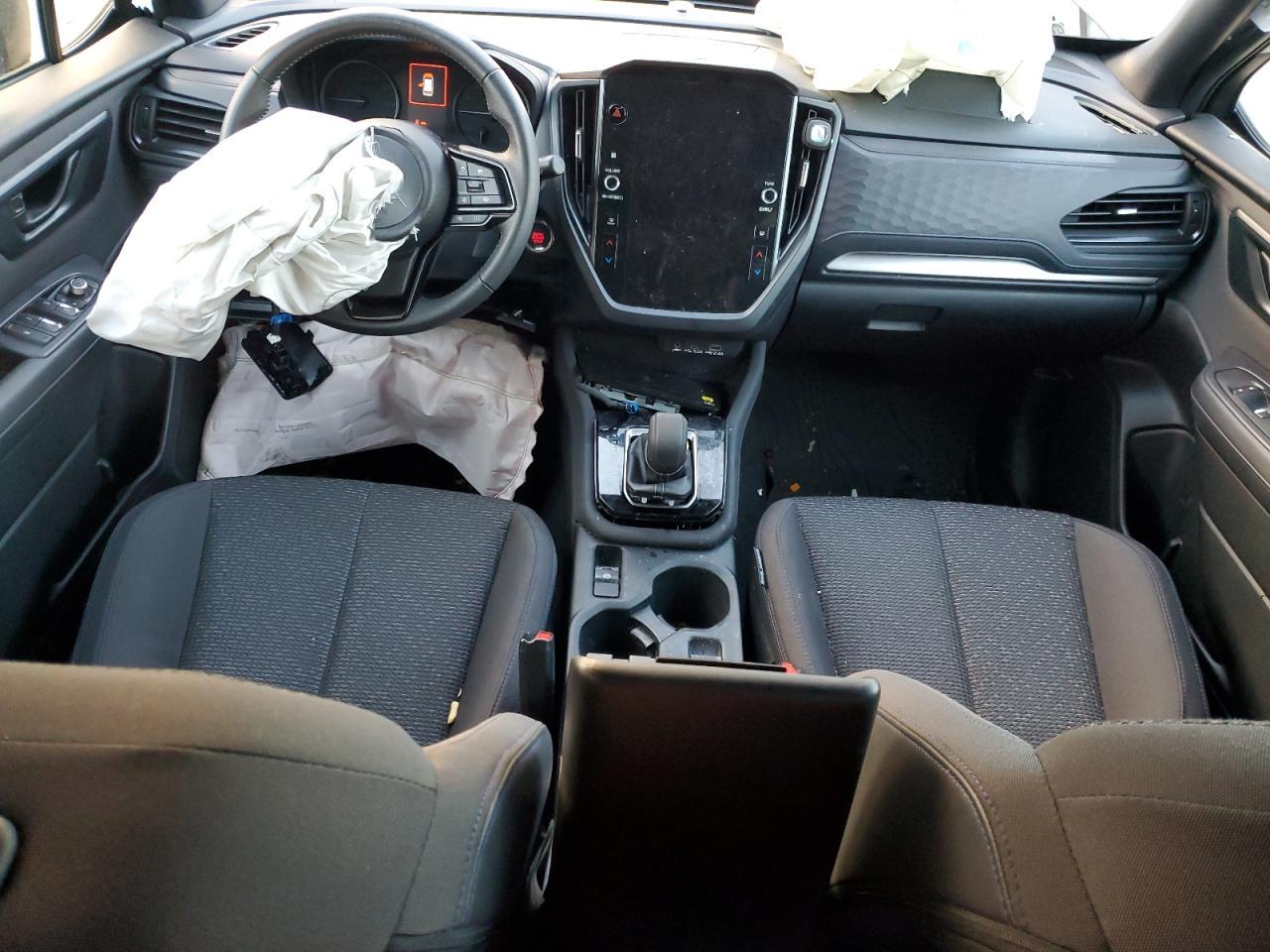 2025 SUBARU FORESTER