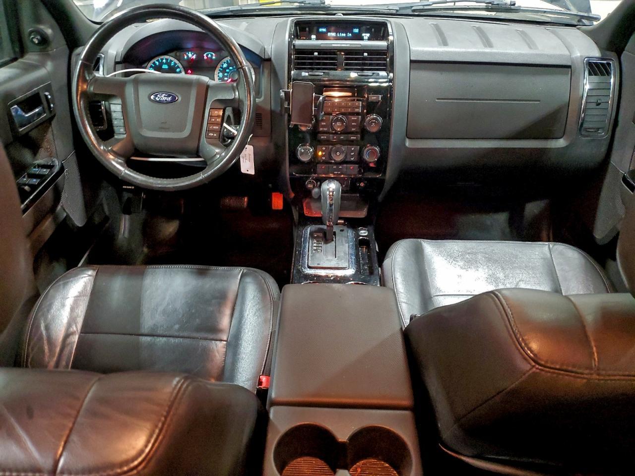 2010 FORD ESCAPE