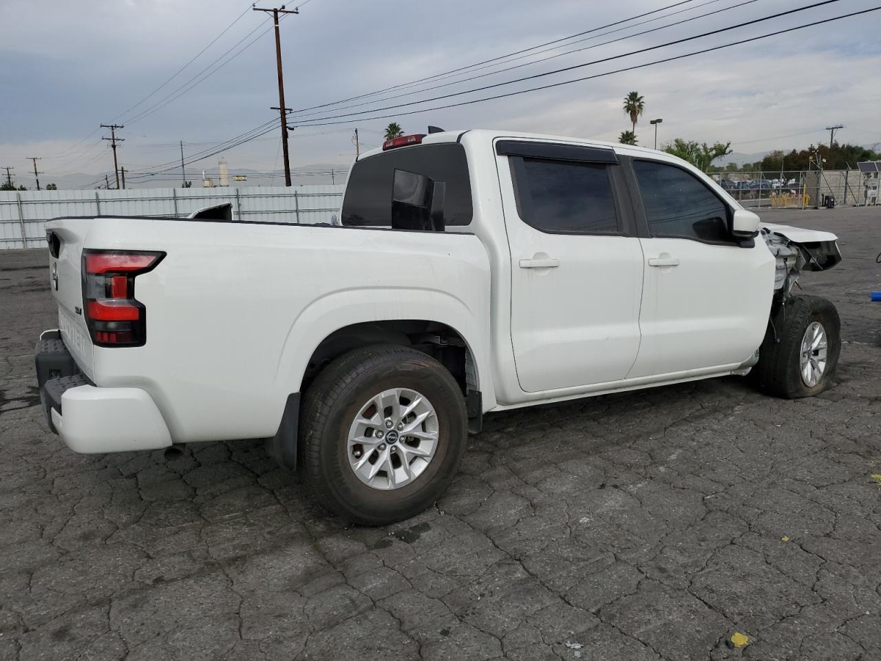 2024 NISSAN Frontier