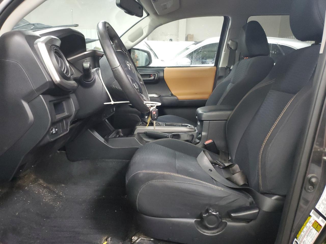 2017 TOYOTA TACOMA