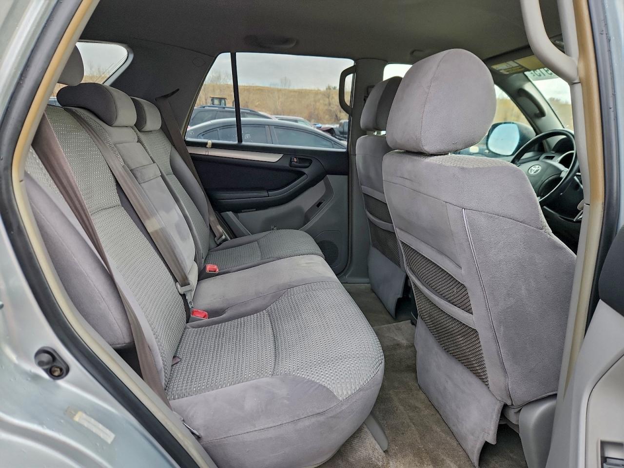 2004 TOYOTA 4Runner