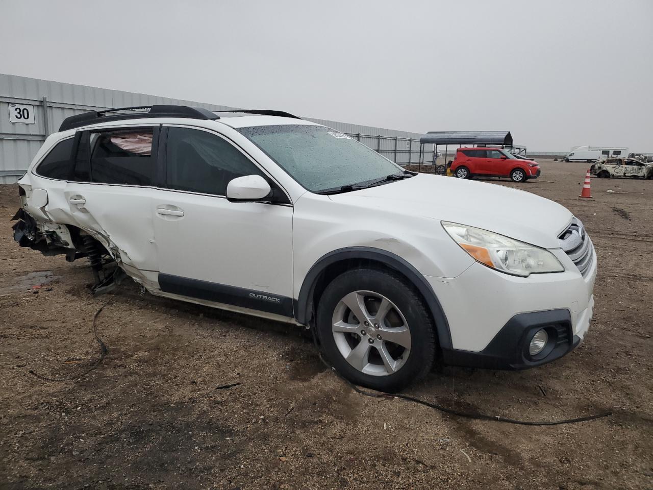 2014 SUBARU Outback