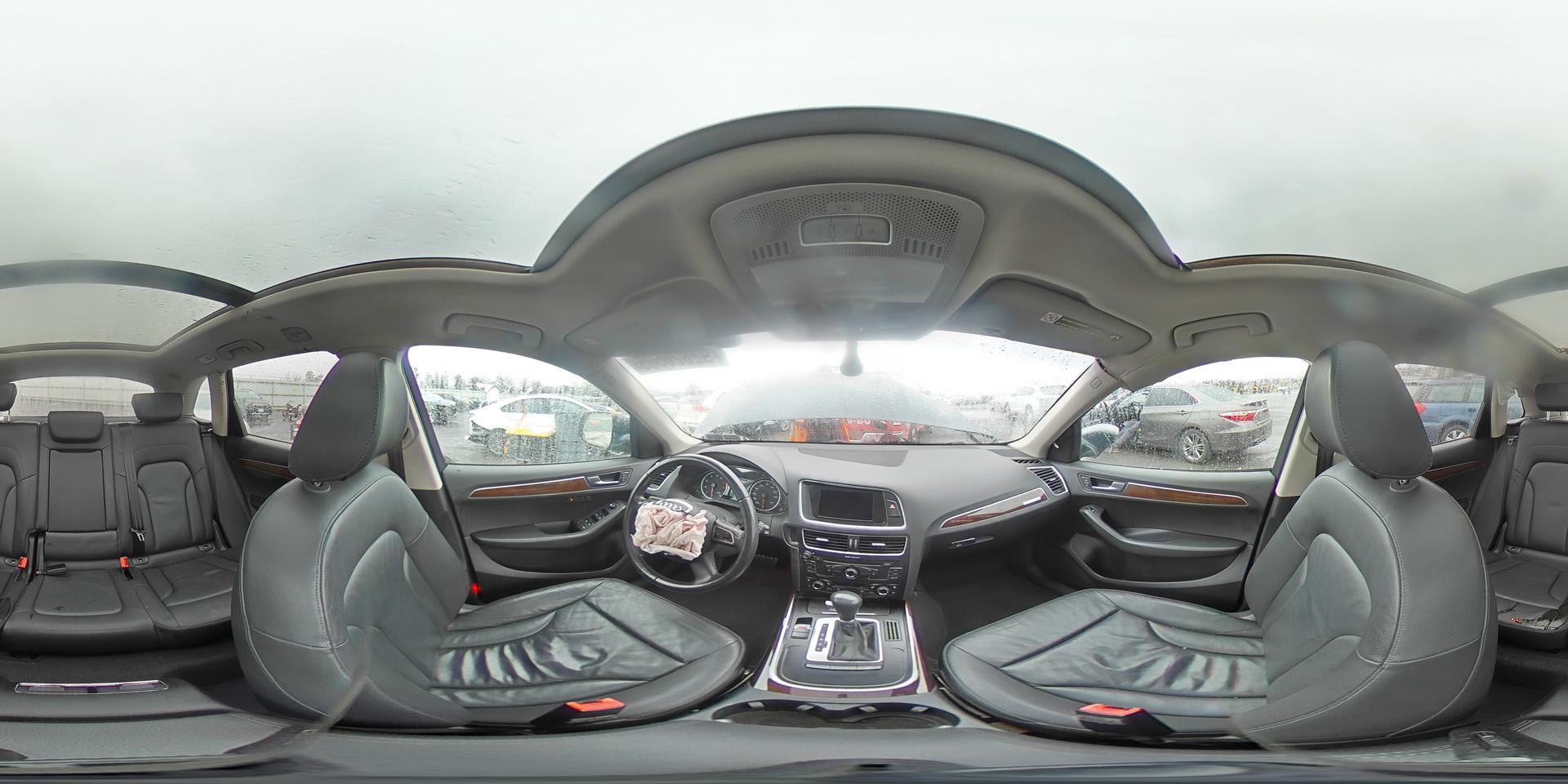 2010 AUDI Q5