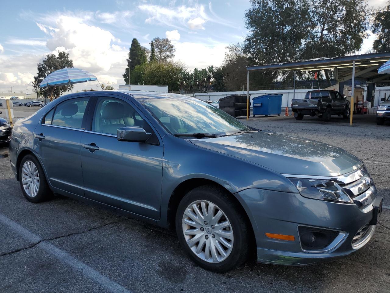 2011 FORD FUSION