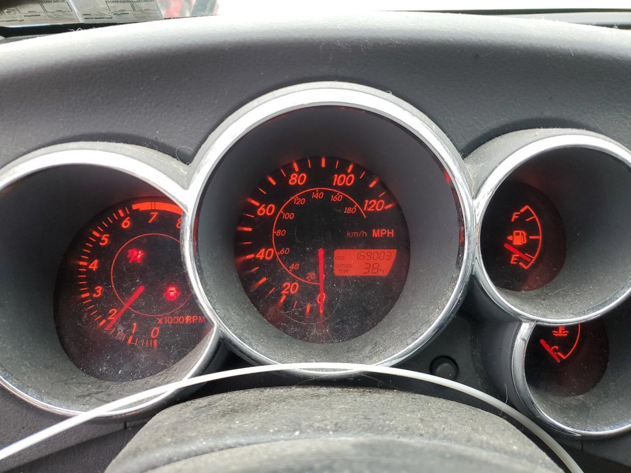 2003 PONTIAC VIBE