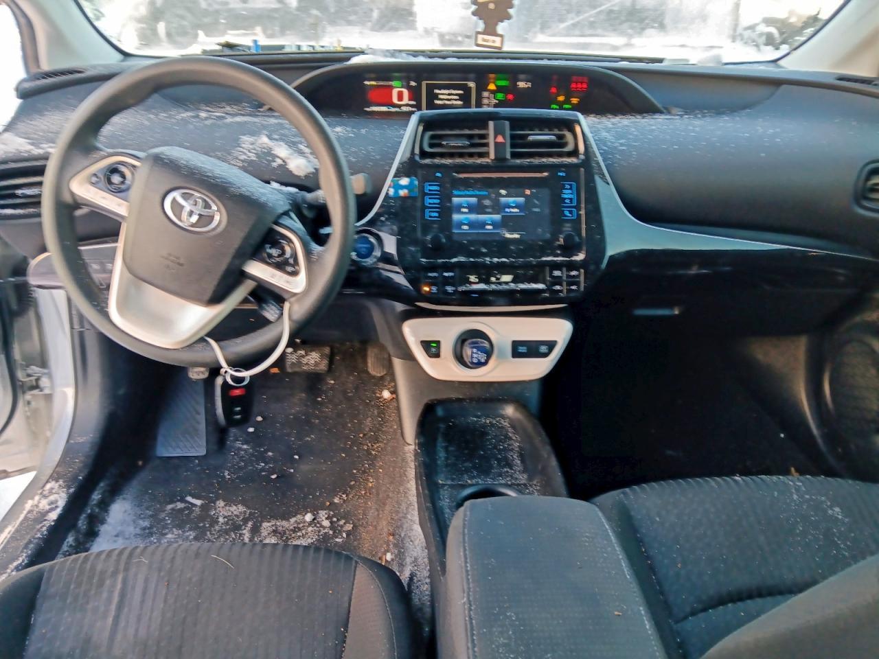 2017 TOYOTA PRIUS
