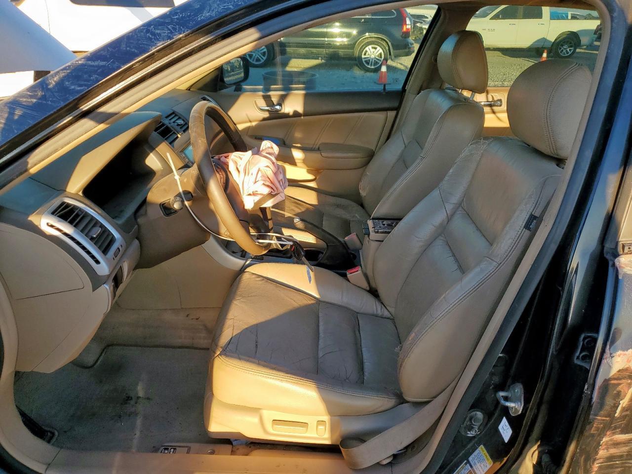 2004 HONDA ACCORD