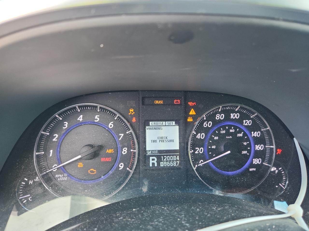 2013 INFINITI FX37