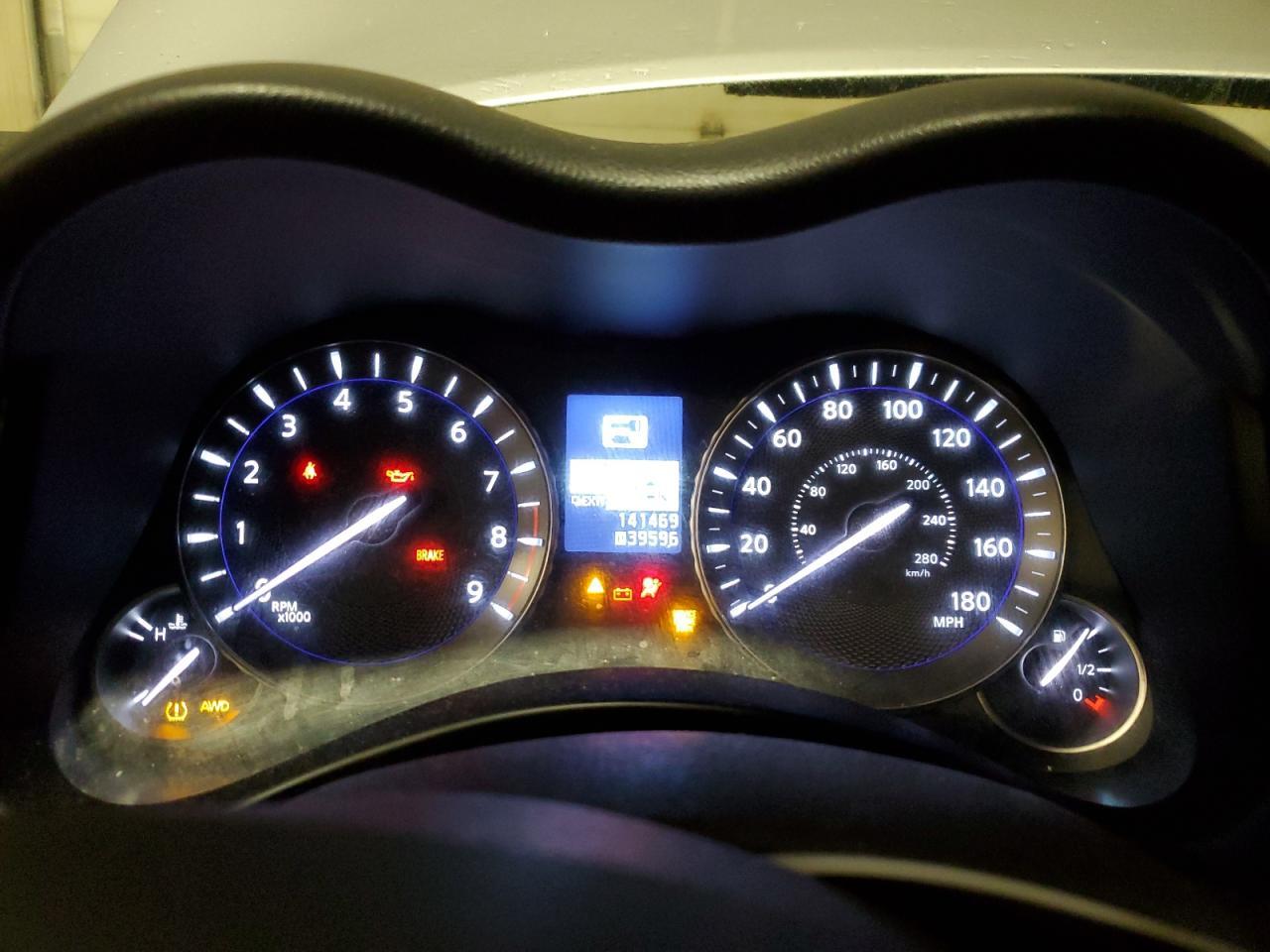 2011 INFINITI M37