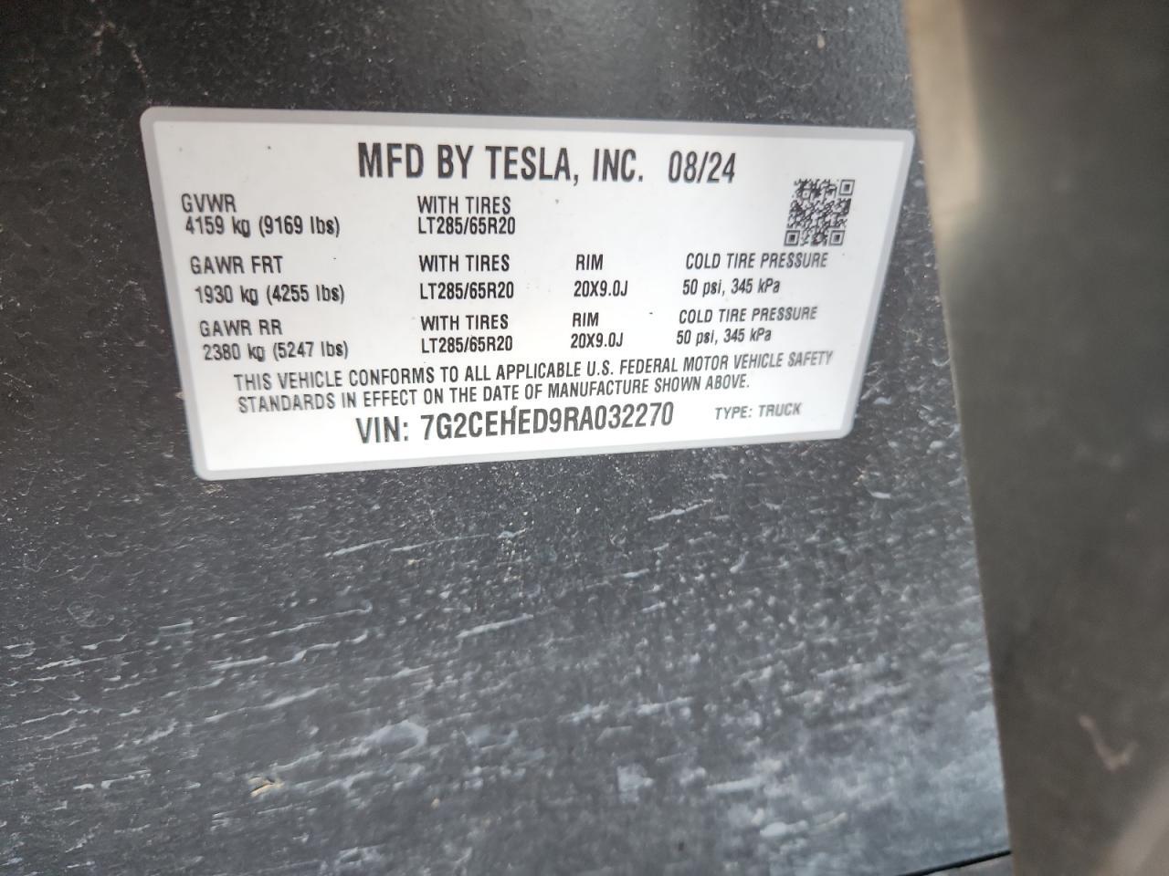 2024 TESLA Cybertruck