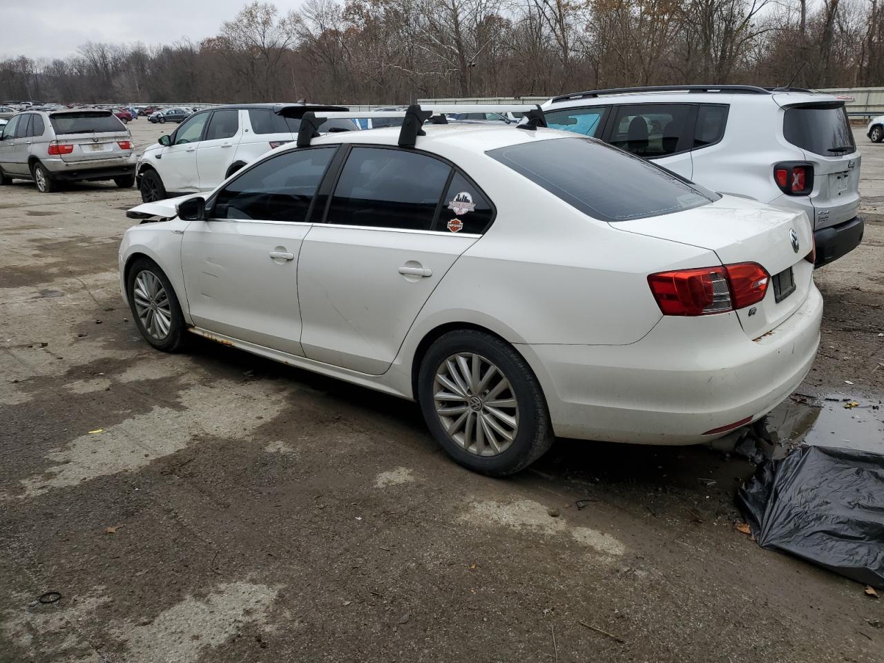 2011 VOLKSWAGEN JETTA