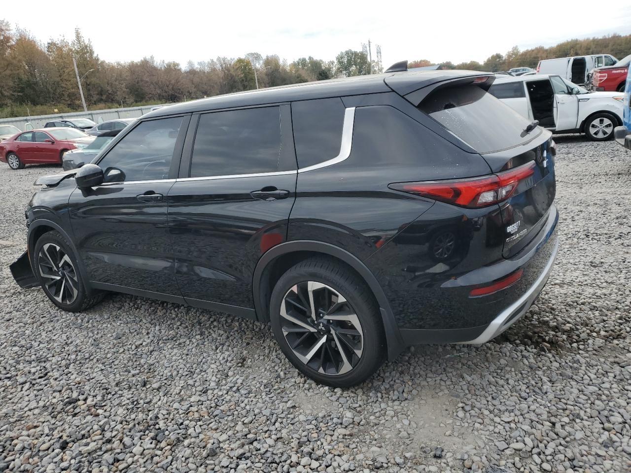 2022 MITSUBISHI outlander