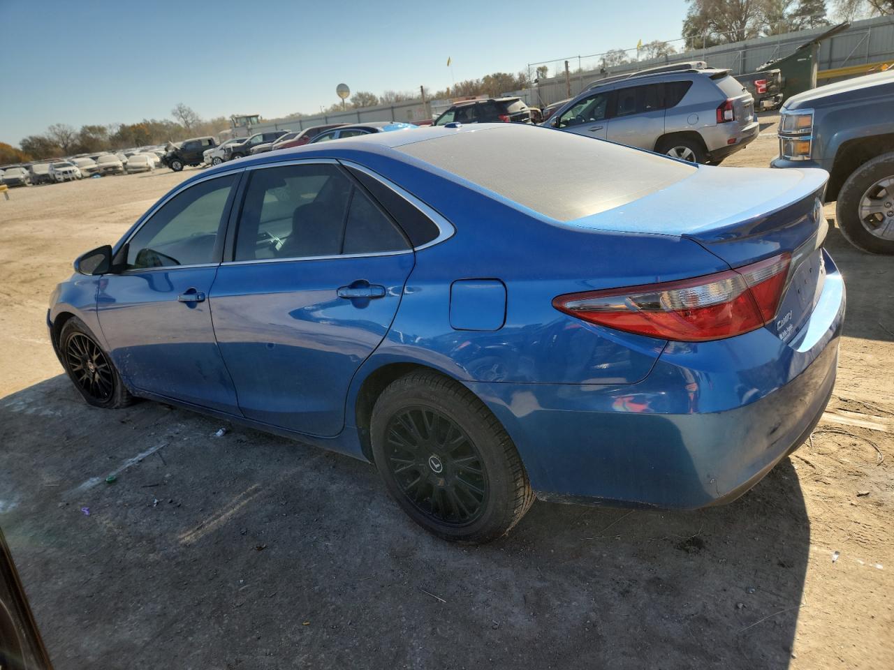 2016 TOYOTA CAMRY
