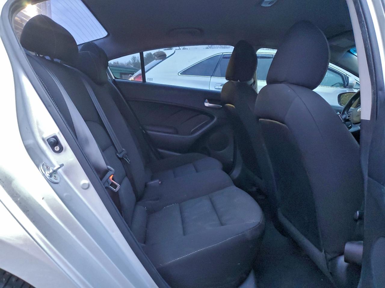 2017 KIA FORTE