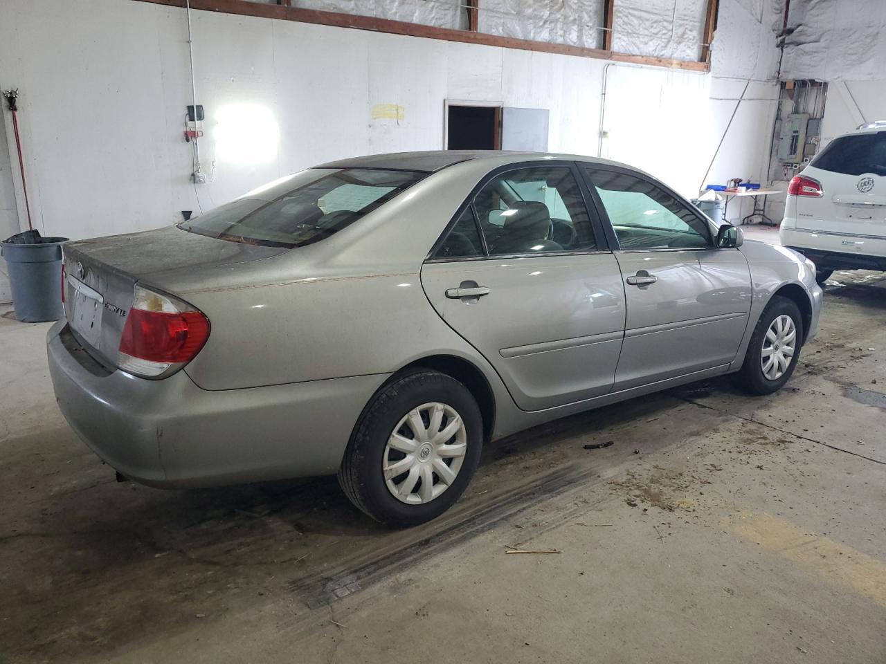 2005 TOYOTA CAMRY
