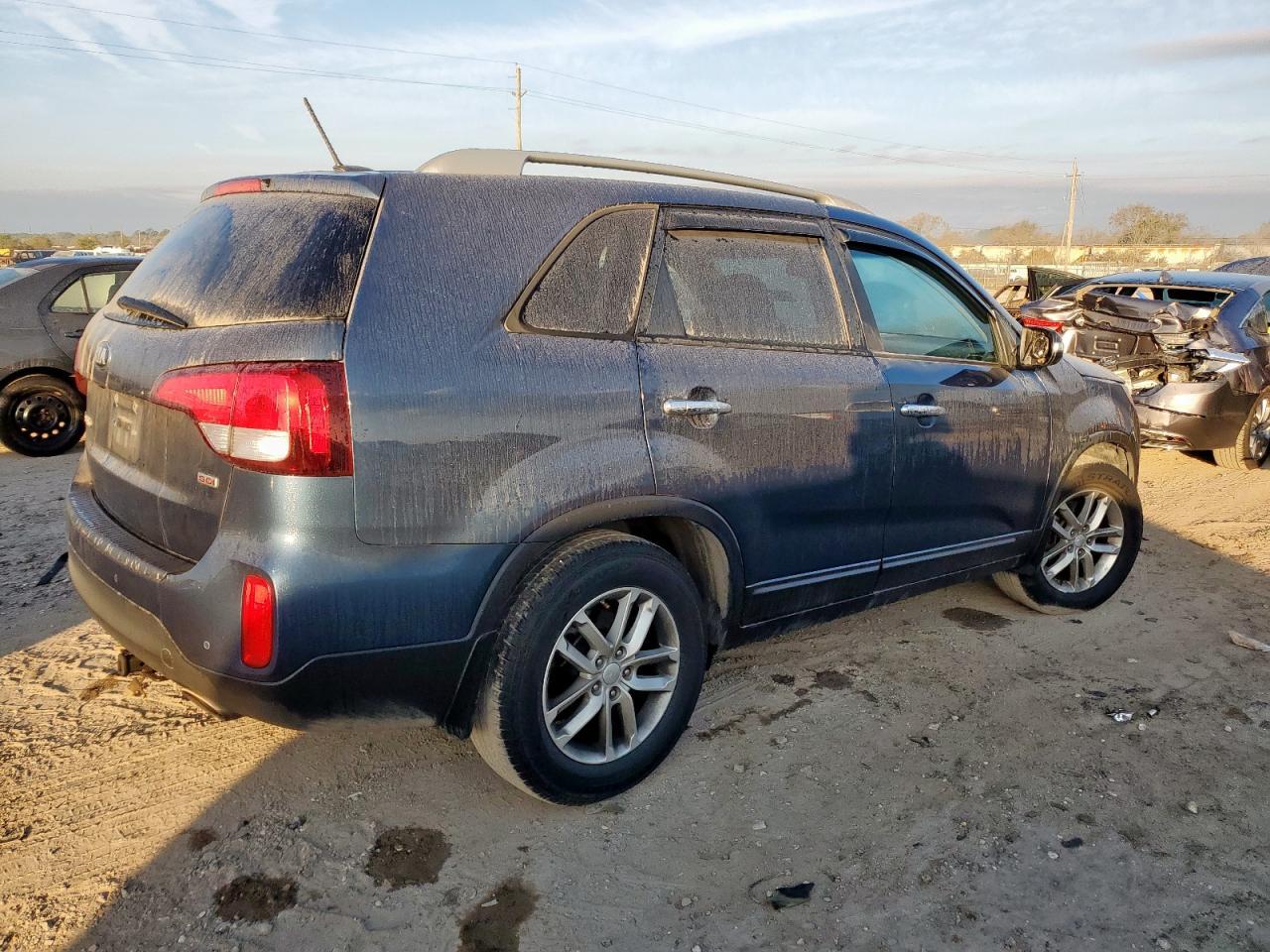 2015 KIA SORENTO
