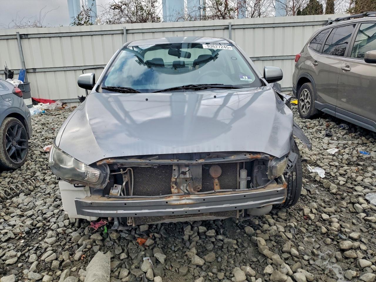 2013 MITSUBISHI LANCER