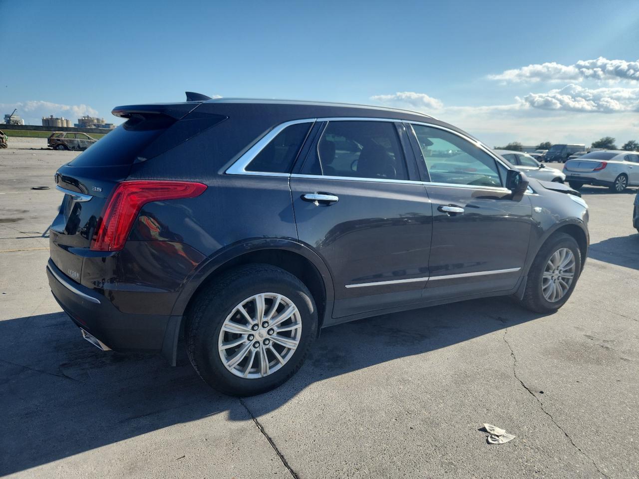 2017 CADILLAC XT5