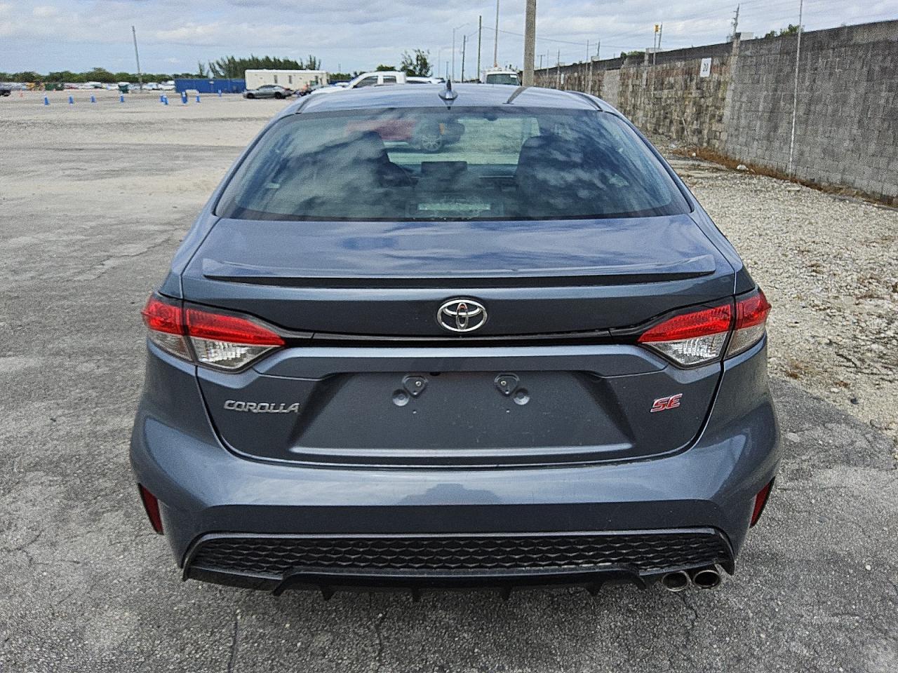 2022 TOYOTA COROLLA