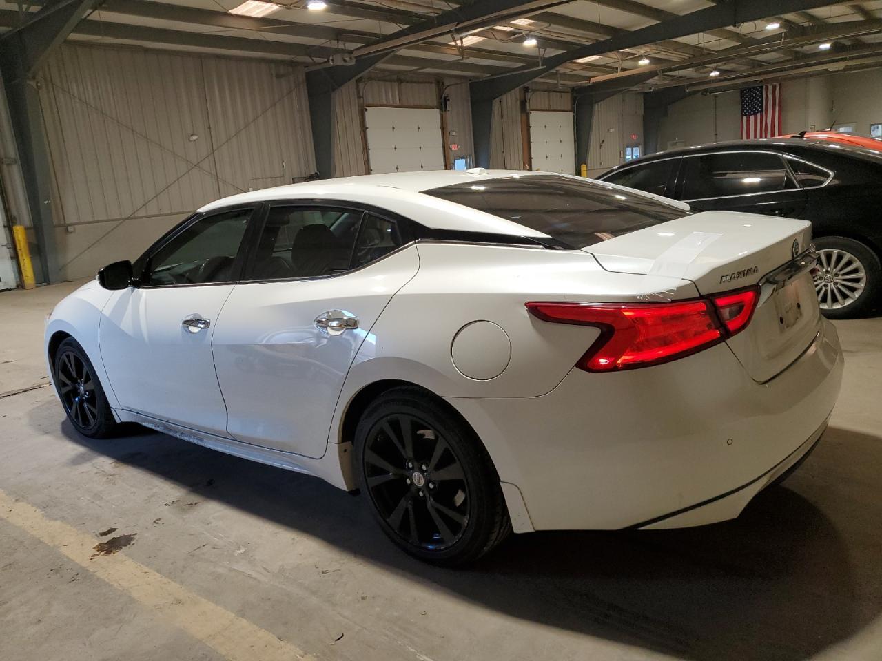 2017 NISSAN Maxima