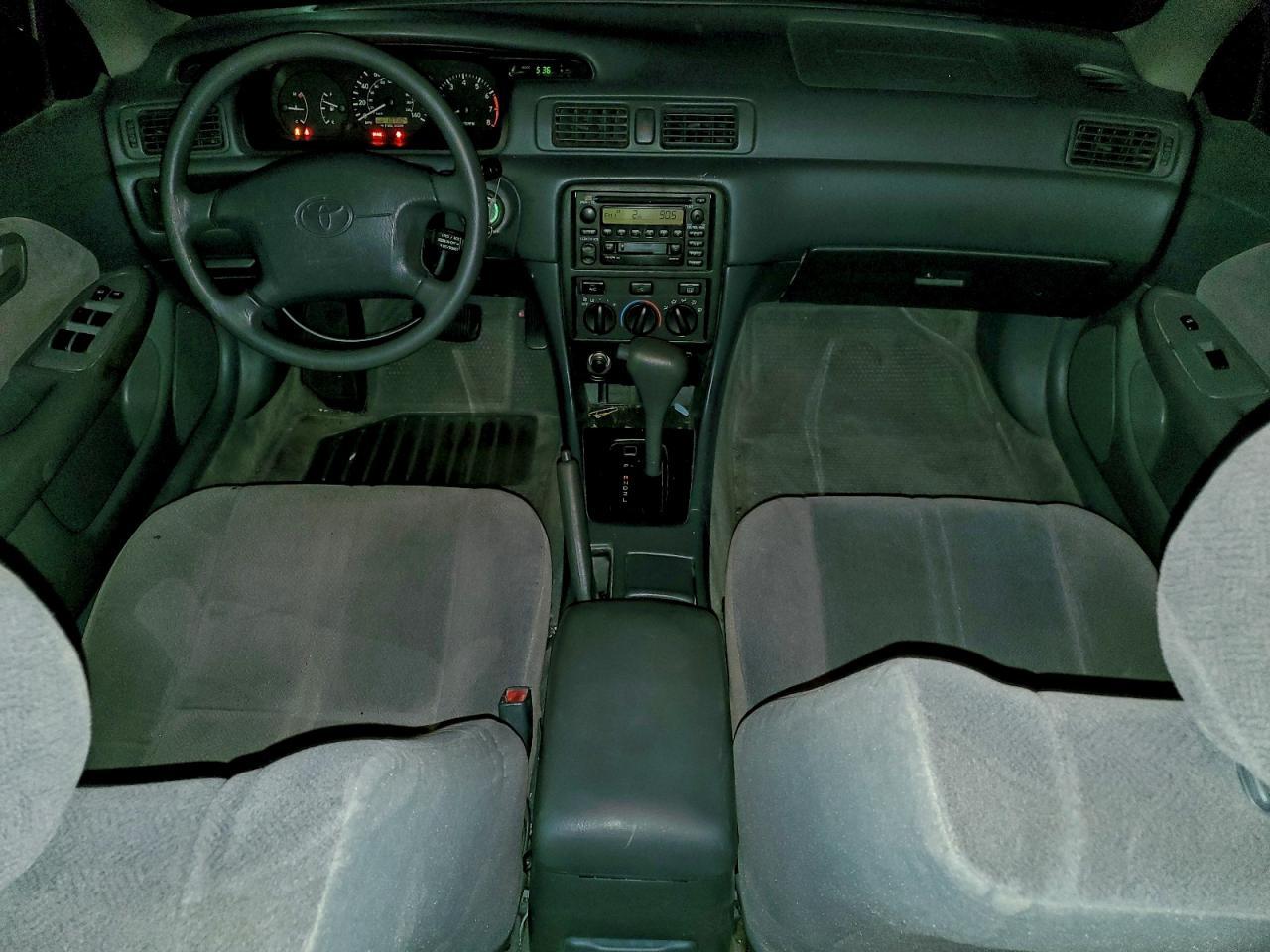 2001 TOYOTA CAMRY