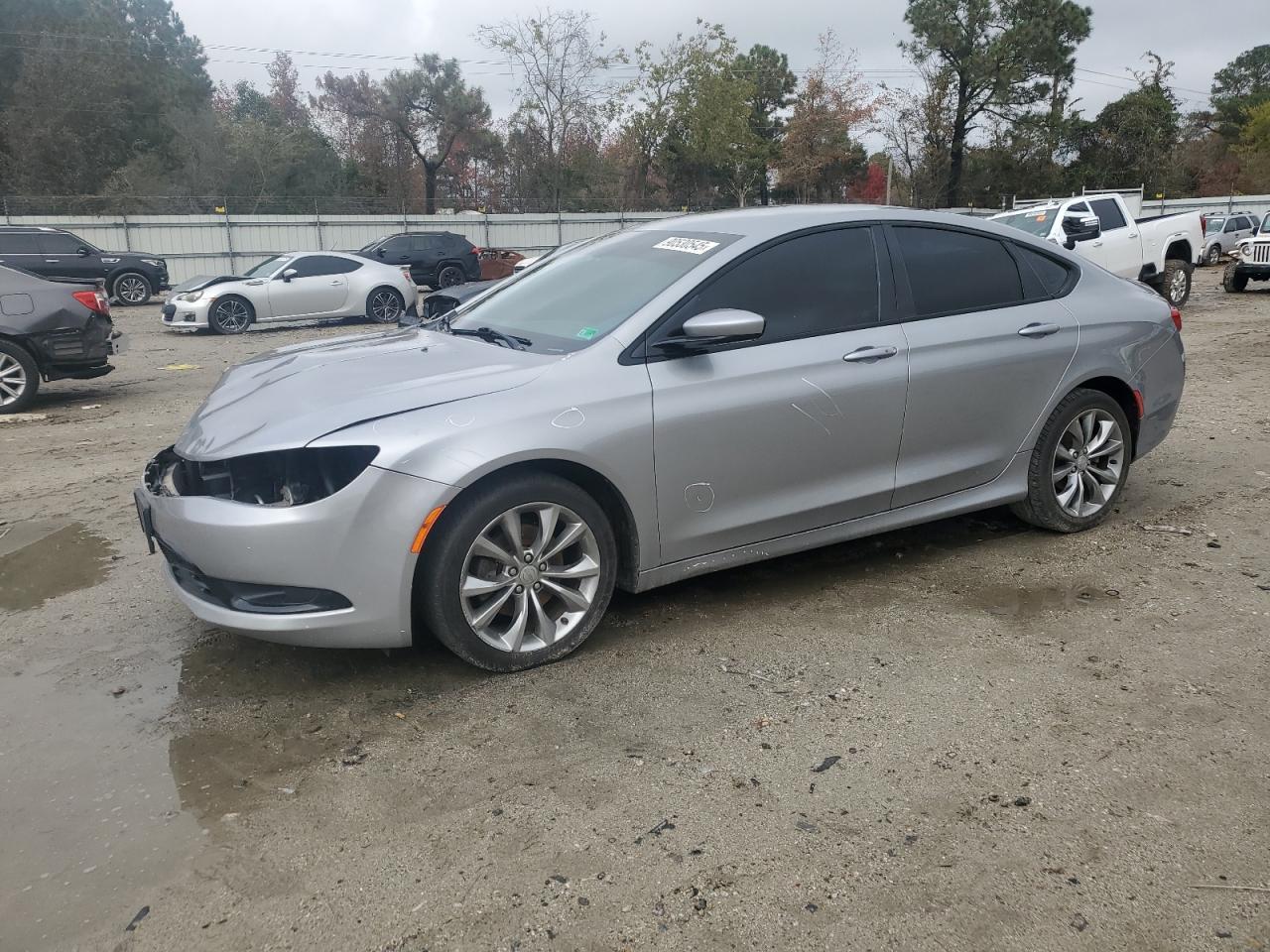 2015 CHRYSLER 200
